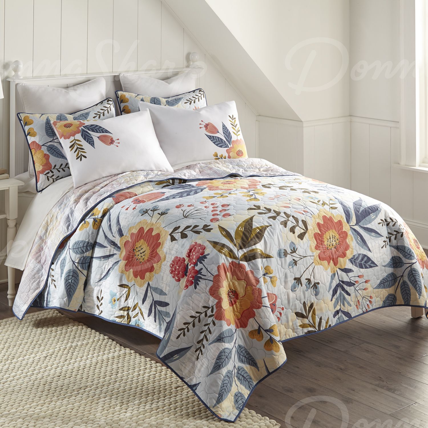 Coral Crush Quilted Bedding Set