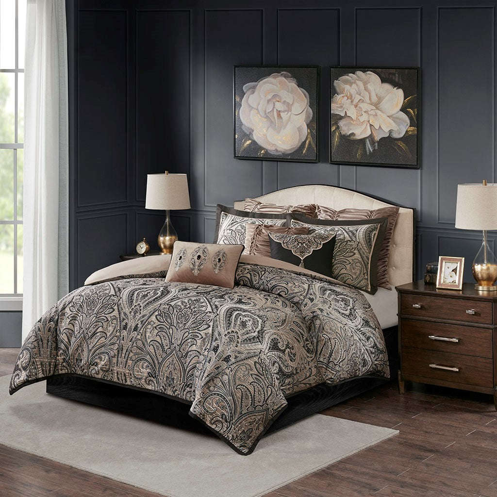 Grandover Jacquard Comforter Set