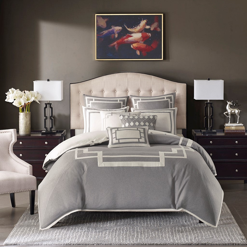 Savoy Comforter Set