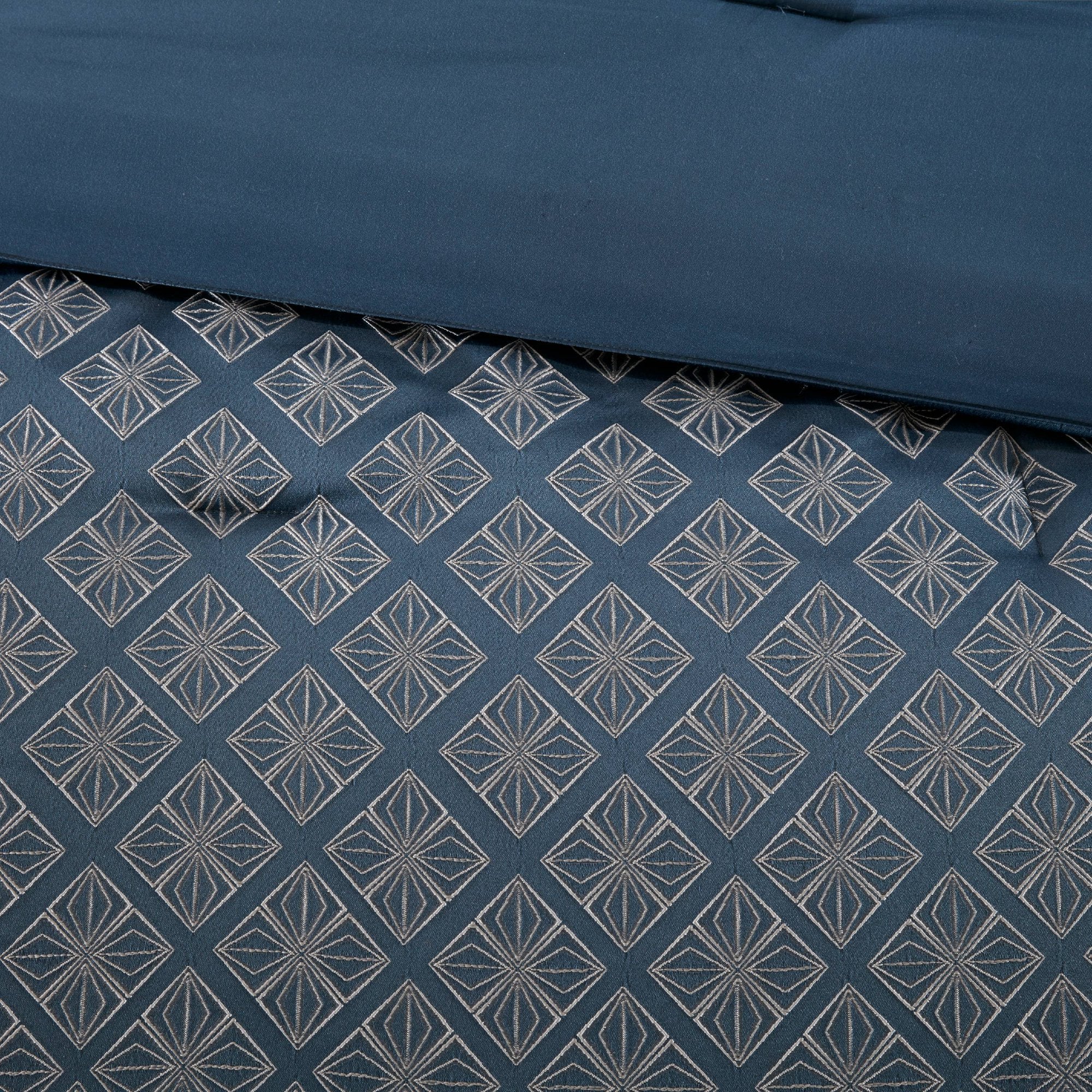 Washington Navy 7-Piece Comforter Set Comforter Sets By Olliix/JLA HOME (E & E Co., Ltd)
