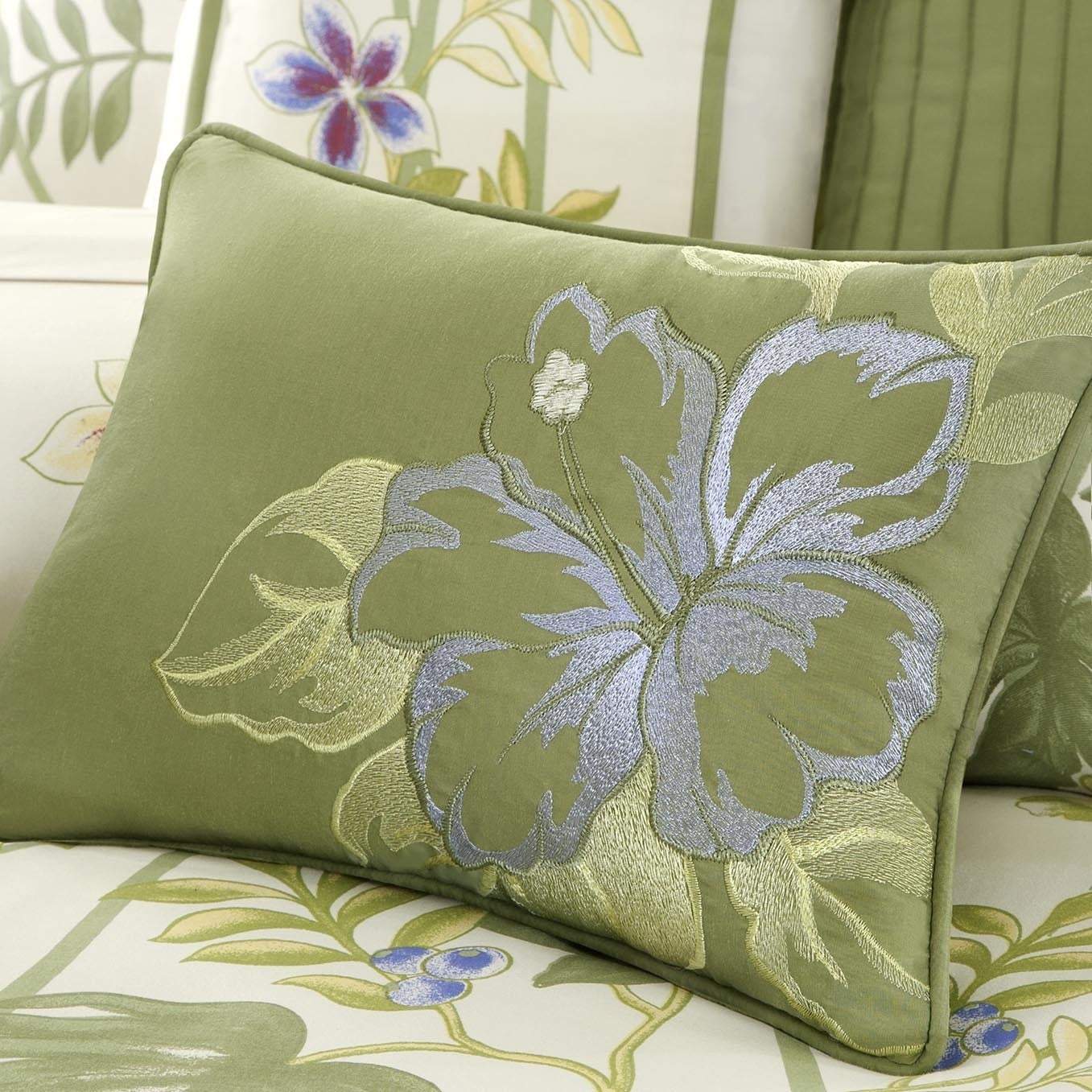 Kannapali Green 7-Piece Comforter Set Comforter Sets By Olliix/JLA HOME (E & E Co., Ltd)