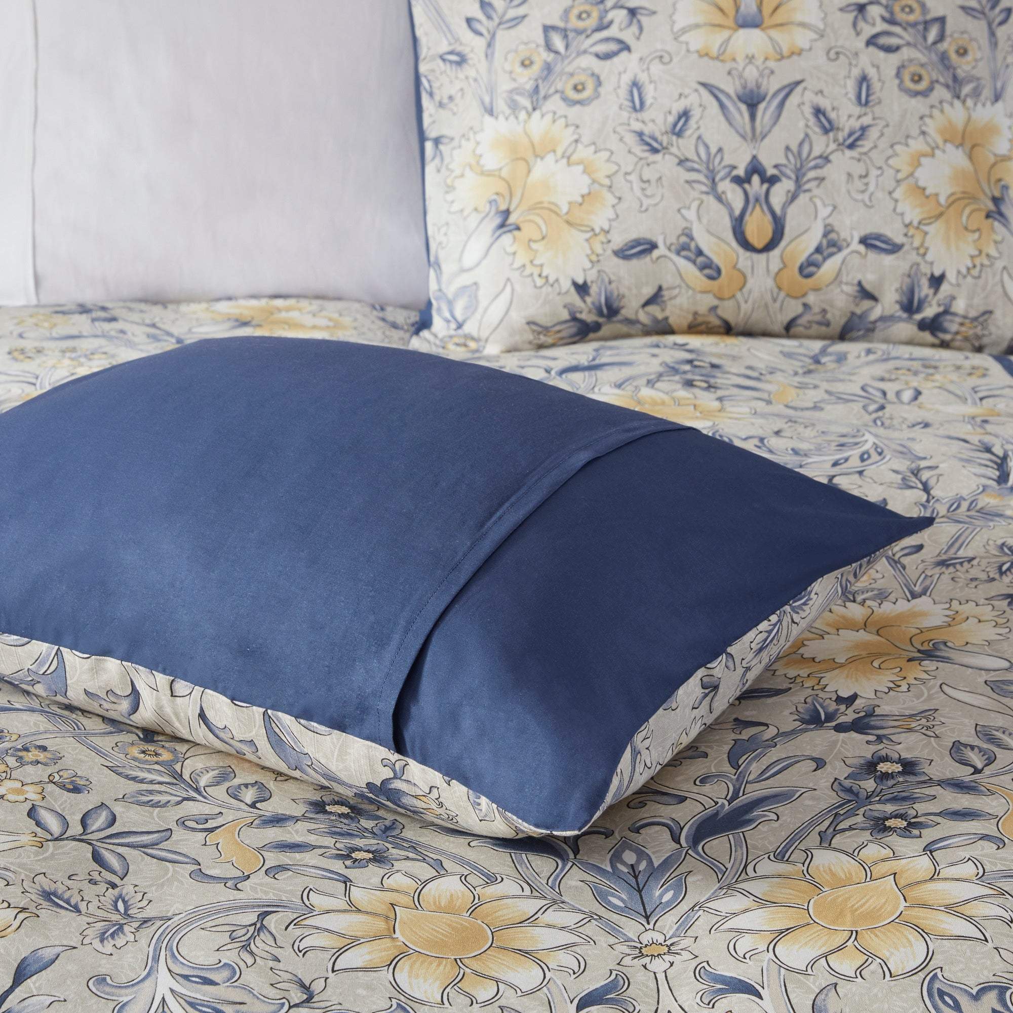 Livia Multi 6-Piece Comforter Set