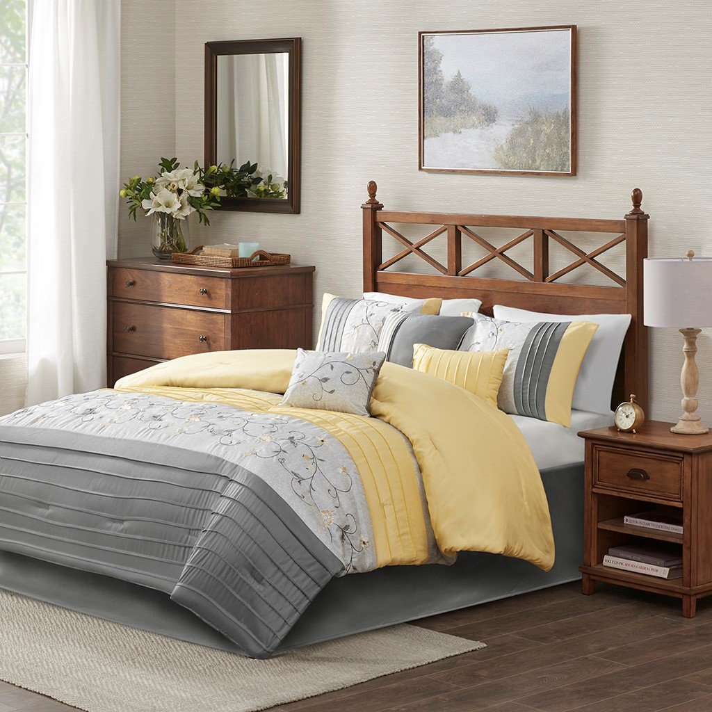 Serene Yellow 7-Piece Comforter Set Comforter Sets By Olliix/JLA HOME (E & E Co., Ltd)